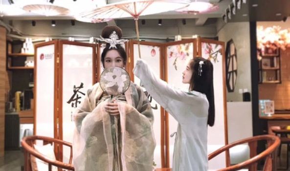 茶颜悦色(春城万象美食街店)
