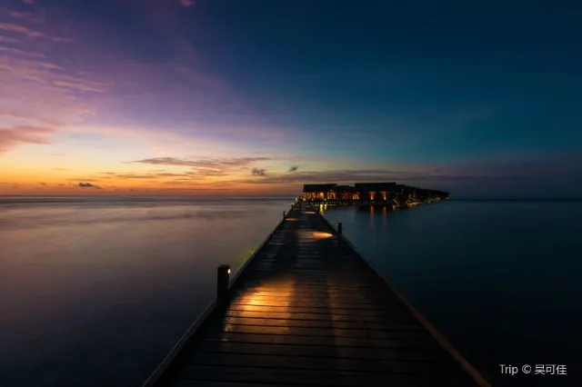 The Dream of Isolated Holiday: Maldives resort