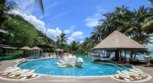 Check Out the TOP 10 Most Popular Hotels in Koh Chang, and See Where Others Love to Stay.