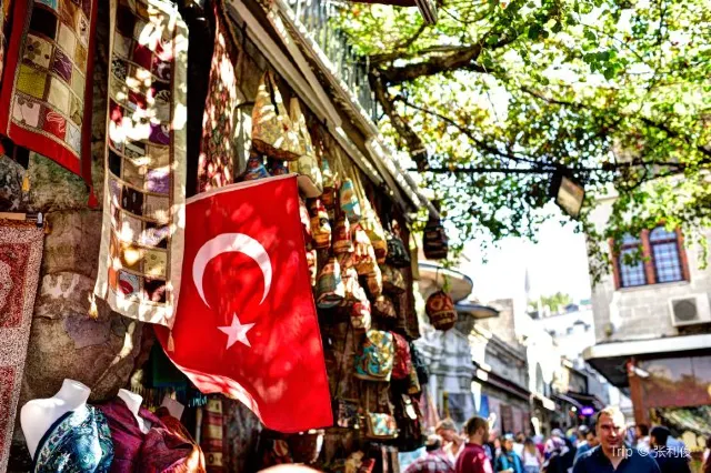  A Must-Have Guide to Shop in the Grand Bazaar