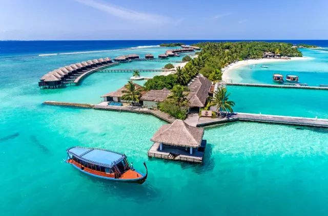 Top 10 Popular Island Hotels in Maldives