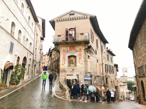 アッシジ アッシジ の旅行レビュー Trip Comトラベルガイド