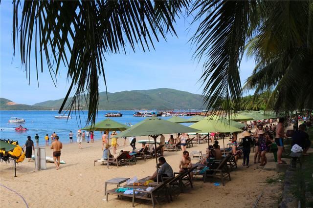 Hon Mieu Island