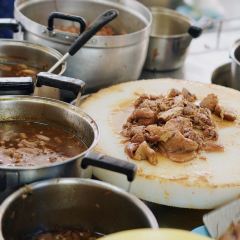 Kha Mu Charoensang Silom User Photo