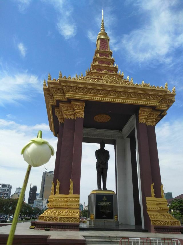 Statue of King Father Norodom Sihanouk