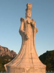 Statue of Taimu Empress