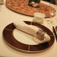 ZI YAT HEEN User Photo