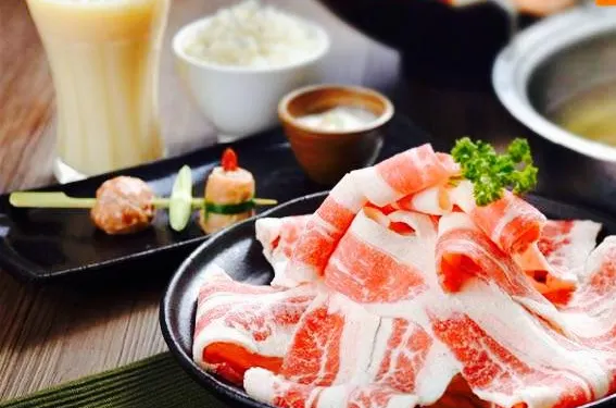 聚 - 鬥六家樂福店
