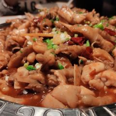 PAN GE LIA ROU XIE BAO HAI YAN ZONG DIAN User Photo