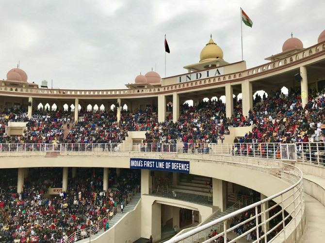Attari Wagah Border Trip attari-wagah-border-trip