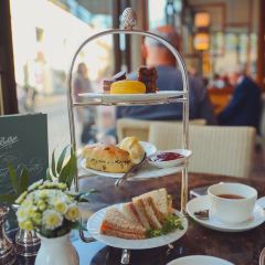 Bettys Cafe Tea Rooms - Stonegate User Photo