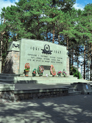 "Memorial Cemetery for the Victims of the Concentration Camp ""Stalag-352"""