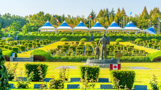 Hoteles cerca de Cementerio conmemorativo de la ONU