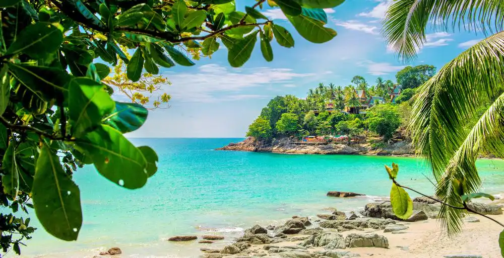 Hotel in zona Laem Sing Beach