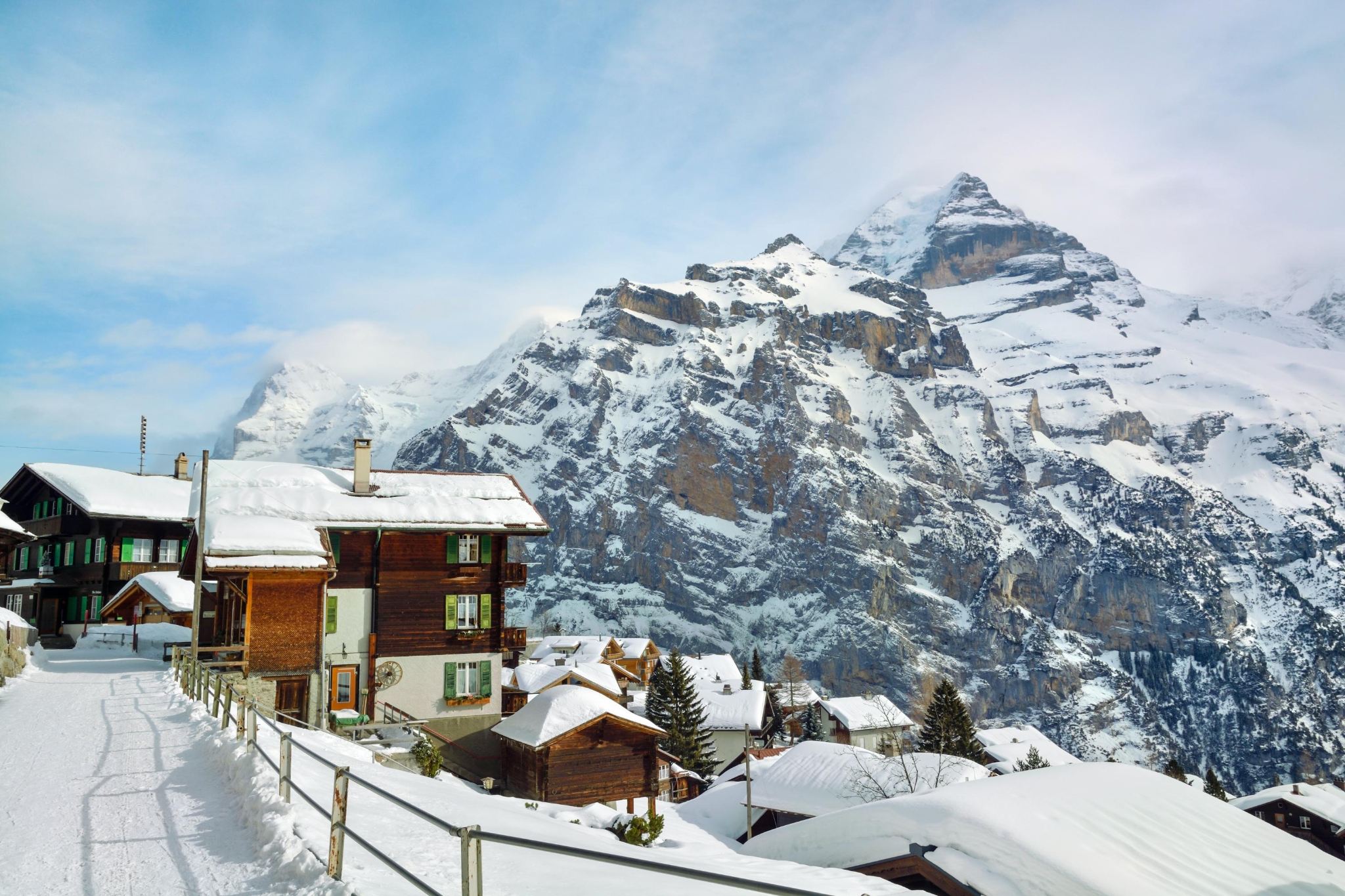 Murrenbachfall + Schilthorn 1-Day Tour [Adjustable Itinerary]