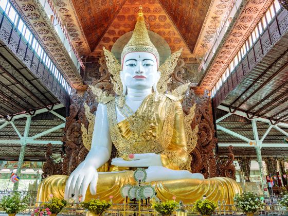 Nga Htat Gyi Pagoda