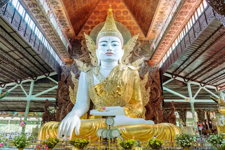 Hotels near Nga Htat Gyi Pagoda