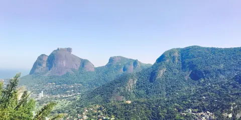Morro Dois Irmaos
