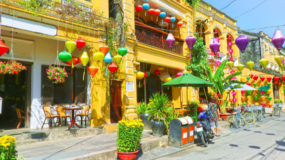 Denglong Street