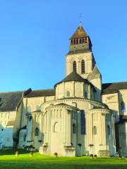 퐁트브르 수도원