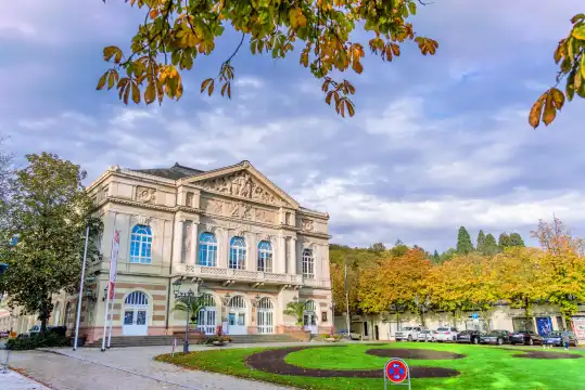 鄰近巴登巴登大劇場的酒店