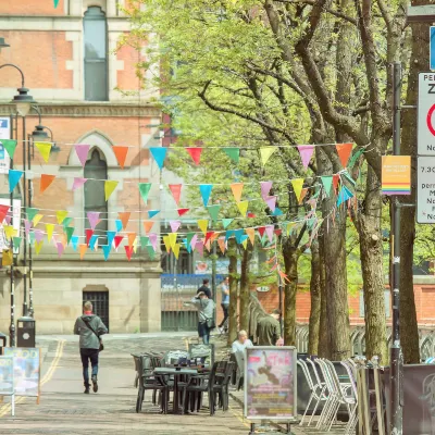 Hotels near Manchester Museum