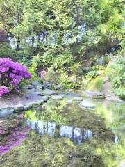 水晶溫泉杜鵑園