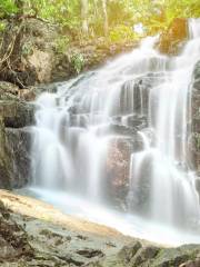 Tonsai Waterfall