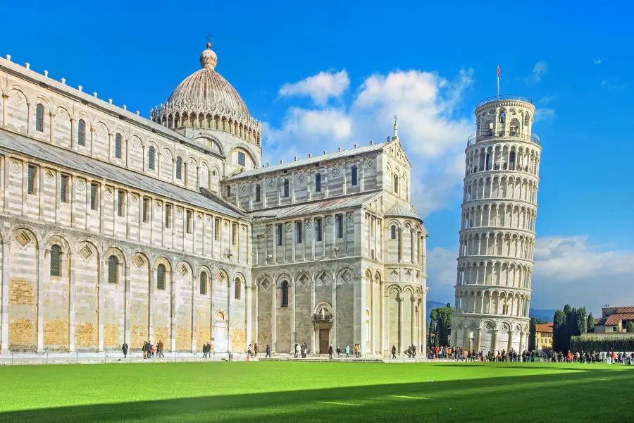 Schiefer Turm Von Pisa