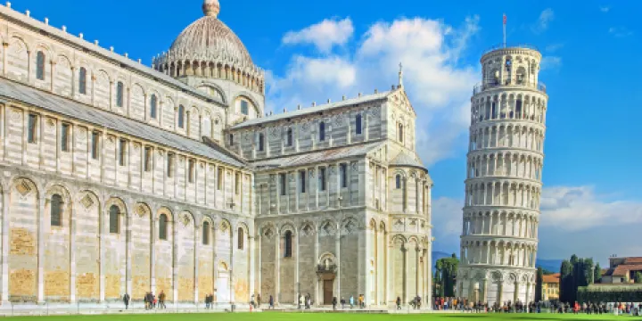 比薩斜塔