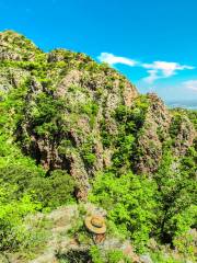 Dagu (Great Loneliness) Mountain