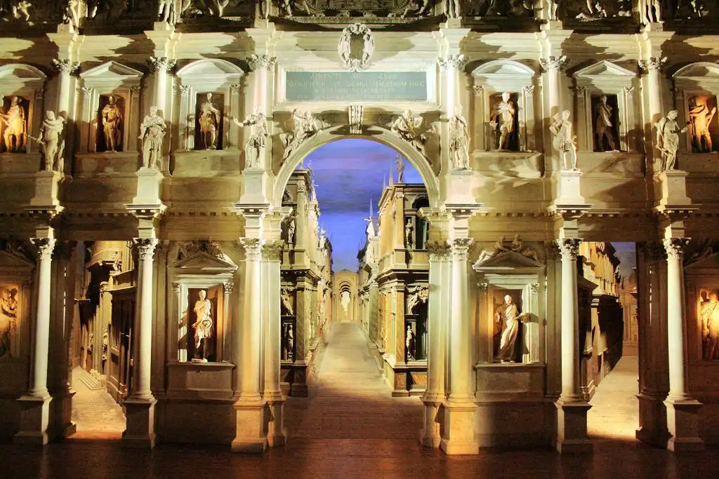 Hotels near Teatro Sociale