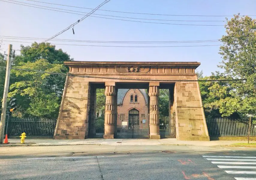 Grove St Cemetery