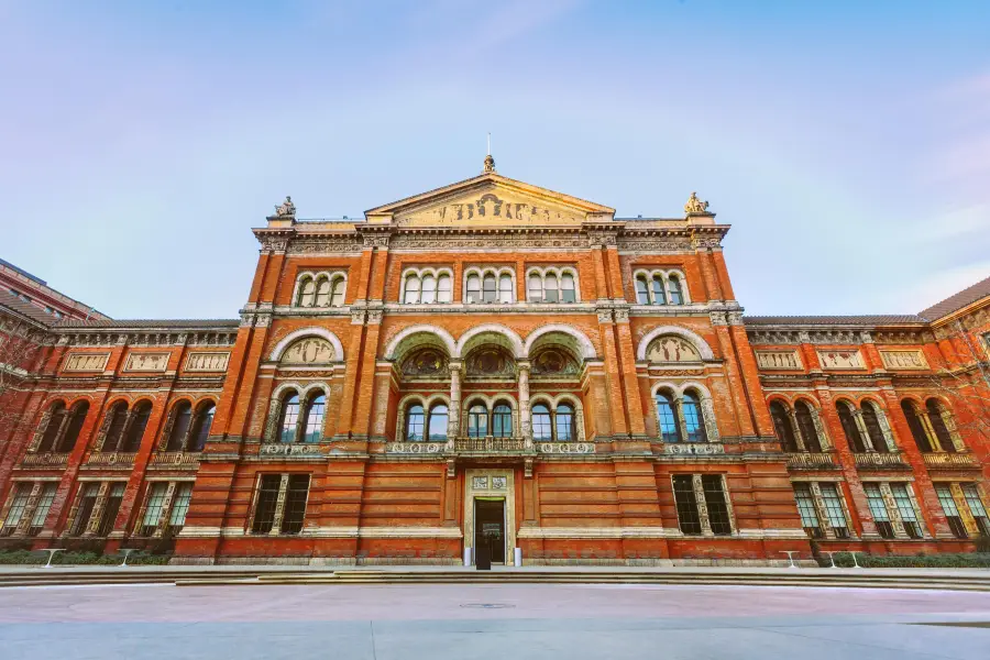 Victoria and Albert Museum