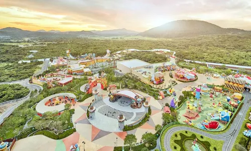Shinhwa Theme Park