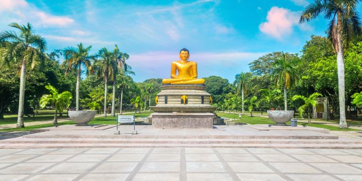 Viharamahadevi Park