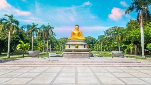 Viharamahadevi Park