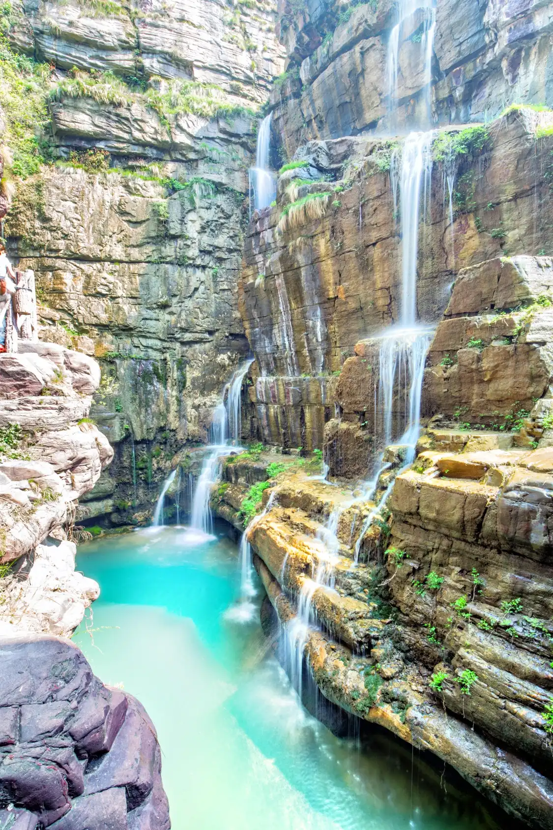 鄰近黑龍潭的酒店