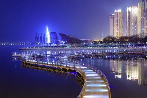 Longzihu Scenic Area