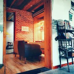 街头巷尾咖啡西餐厅 User Photo