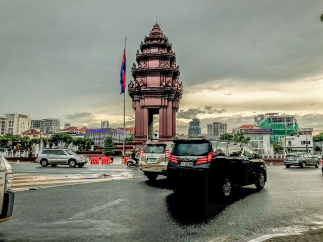 Independence Monument