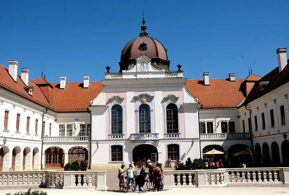 Second largest Baroque #castle in Europe on this 4-hour tour of #godollo Palace in #hungary. The castle was the former summer residence of the beloved Hungarian queen, Elisabeth.

#inspiration
#palace 
#happynewyear