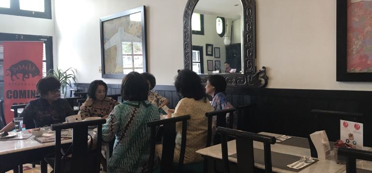 Madam Tan Resto