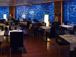 Submarino Restaurant