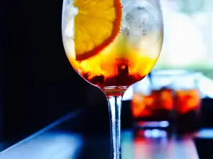 MV Bistro & Wine Bar