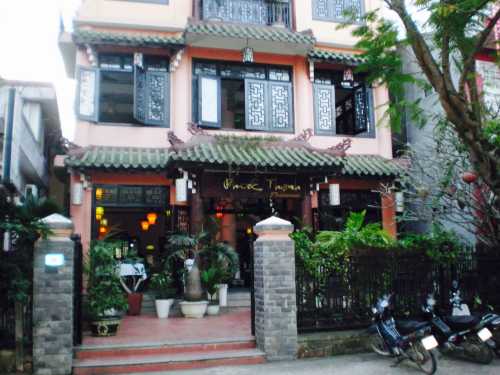 Tropical Garden Restaurant
