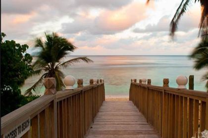 Surfers Beach Restaurant