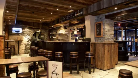 Brown Cow Pub in Zermatt