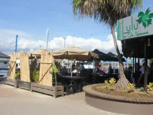 Lulu Bar Restaurant and Cafe