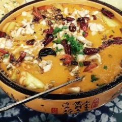 YI HENG 여행 사진